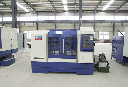 Special machine for ball milling